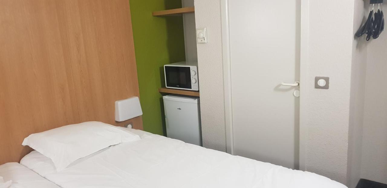 Kyriad Direct Poitiers - Gare Du Futuroscope Chasseneuil-du-Poitou Ngoại thất bức ảnh