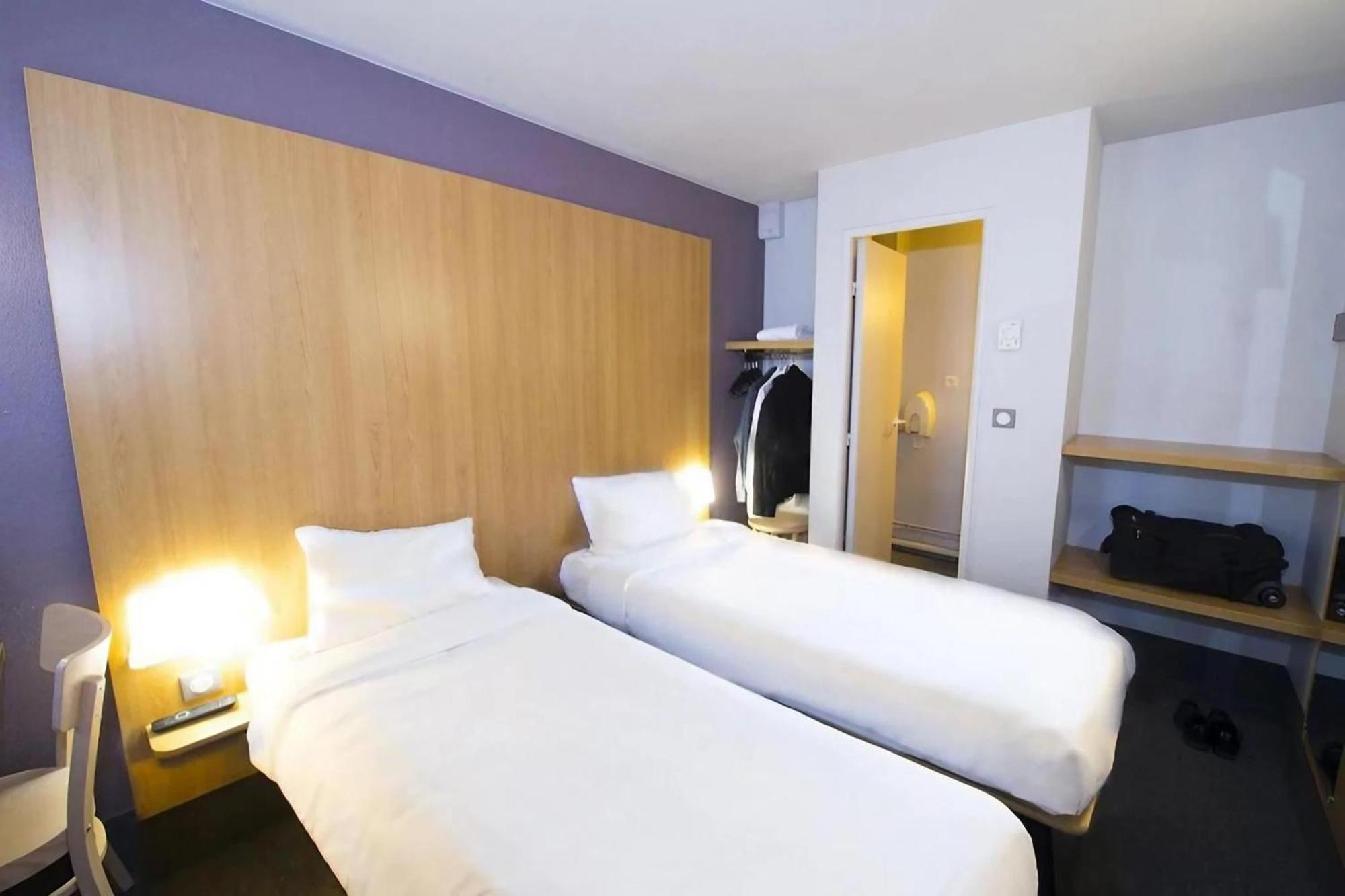 Kyriad Direct Poitiers - Gare Du Futuroscope Chasseneuil-du-Poitou Ngoại thất bức ảnh